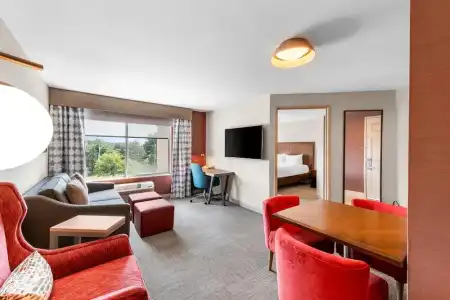 Hilton Garden Inn Overland Park - 87