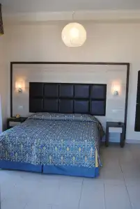 Capri & Residence - 5
