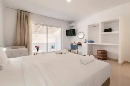 Bamboo Suites Adults Only - 45