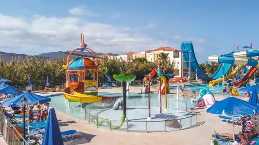 Chrispy Waterpark Resort - 21