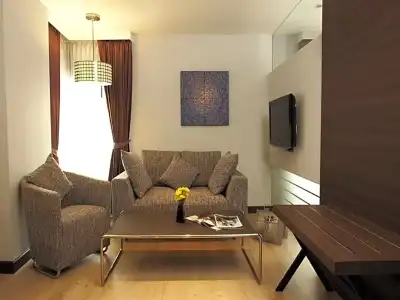 Sukhumvit Suites - 103