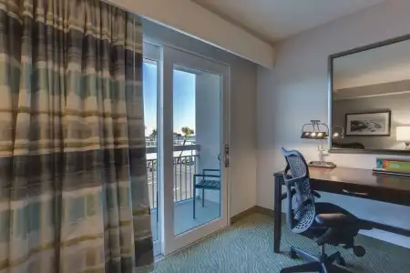 Hilton Garden Inn Daytona Beach Oceanfront - 7