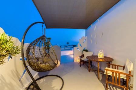 Pasithea Luxury Suites - 18