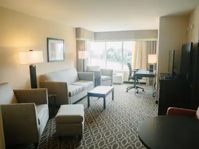 Holiday Inn Murfreesboro by IHG - 5