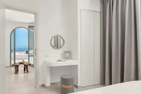 Oyster Luxury Suites - 97