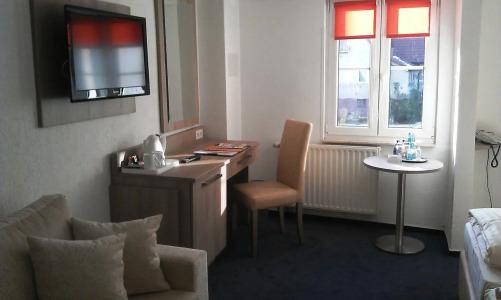 Airport Filder Post - 5