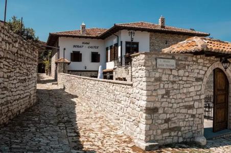 Berat Castle - 8