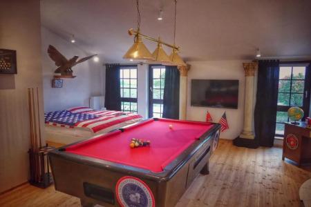 Road Stop Neandertal - 16