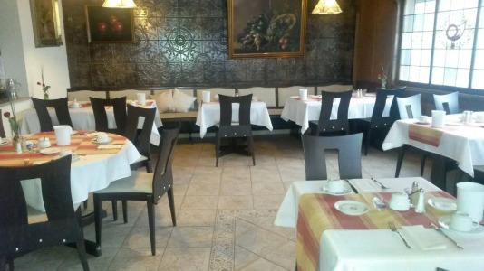 Airport Filder Post - 13