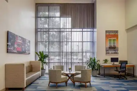 Holiday Inn Express New Orleans Downtown by IHG - 11