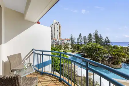 Oaks Gold Coast Calypso Plaza Suites - 3
