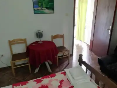 LaRos Apartments - 42