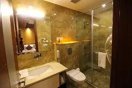 Golden Grand - 73
