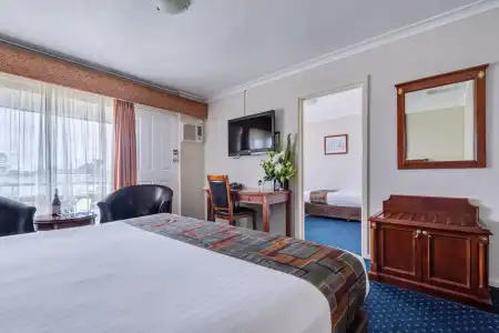 Ibis Styles Albany - 16