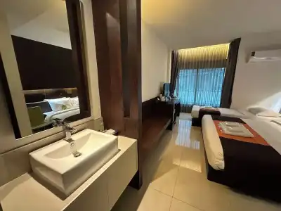 Collection O The Bangkok Airport Link Suite - 90