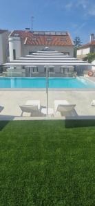 La Suite - 25