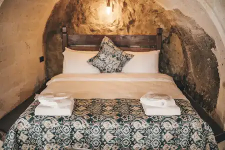 Tale Cave Inn - 59