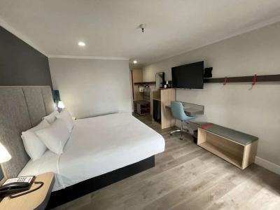 The Midtowner, SureStay Collection by Best Western - 66