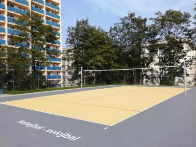 University - 10