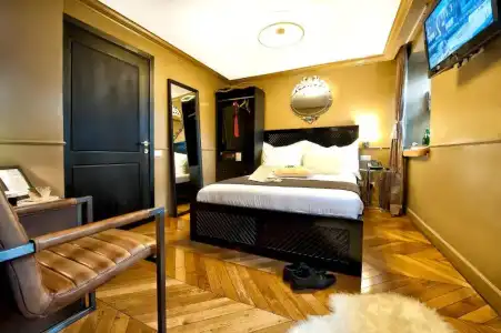 Montefiore 16 - Urban Boutique - 32