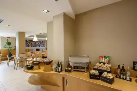 Best Western Plus Globus - 10