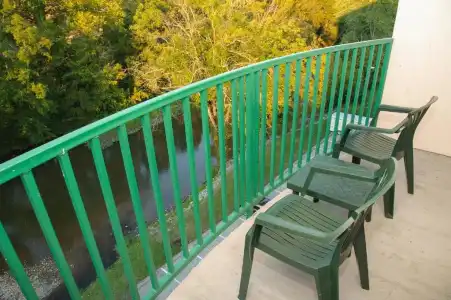 Pigeon River Inn - 120