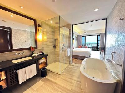 Crowne Plaza Danang by IHG - 28