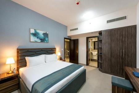 Luxe Grand Apartments - 4