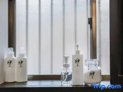 Route Inn Hakata Ekimae - 199
