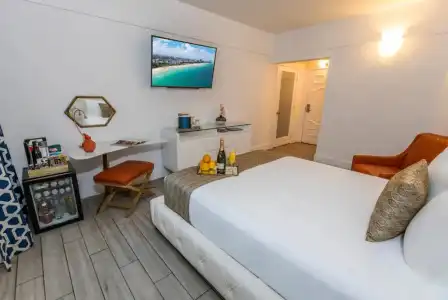 Oceanside and Suites - 49