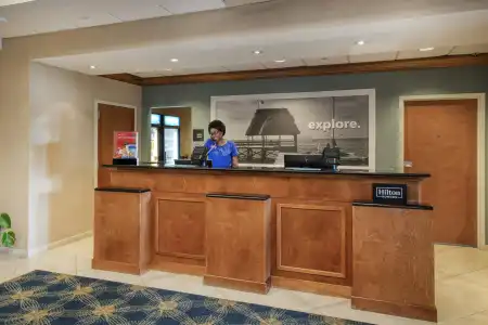 Hampton Inn Wilmington - University Area/Smith Creek Station - 32