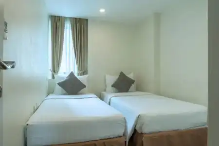 Sabai Sathorn - 156