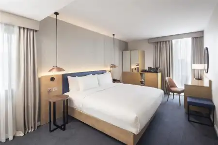 Hilton Garden Inn Bristol City Centre - 41