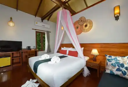 PingChan Koh Phangan Beachfront Resort - 71