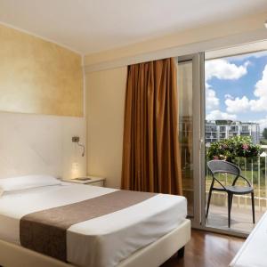 Savoy Palace - Tonellis - 35