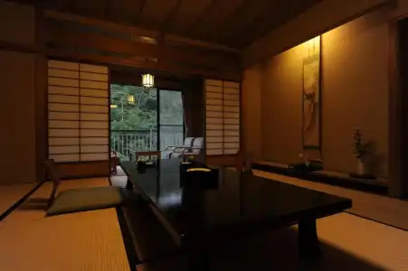 Yamanaka Onsen Shirasagiyu Tawaraya - 35