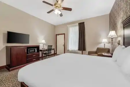 Quality Inn Eureka Springs South - 50
