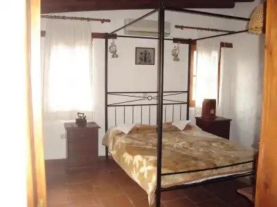 Linos Inn - 35