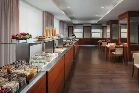 Harvey Spa - 12