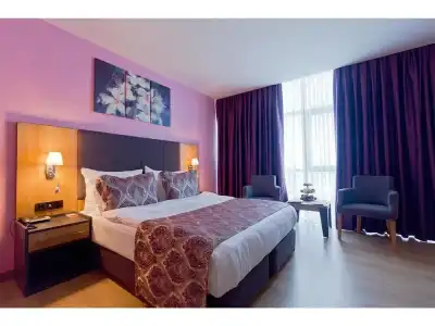 Metro City Apartments - 1