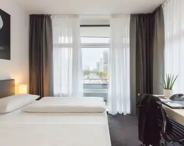 Garner Berlin - Gendarmenmarkt by IHG - 2
