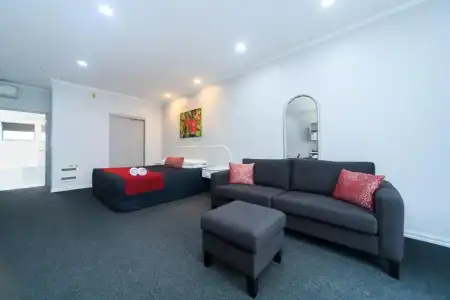 Aubyn Court Spa Motel - 37