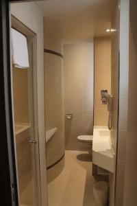Hôtel Saint Cyr Etoile - 99