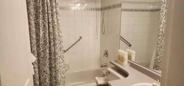 Times Square Suites - 5