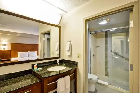 Hyatt Place Albuquerque/Uptown - 34
