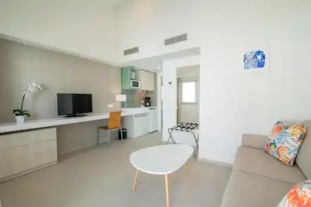 LIVVO Dunagolf Suites - 39