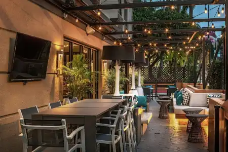 Hilton Garden Inn Los Angeles / Hollywood - 6