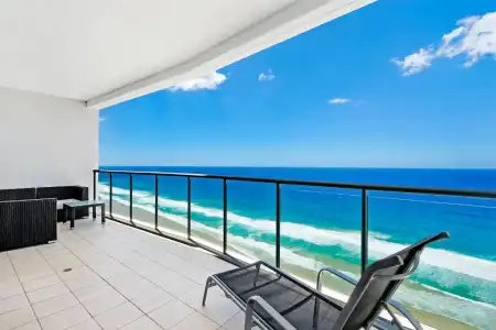 ULTIQA Air On Broadbeach - 345