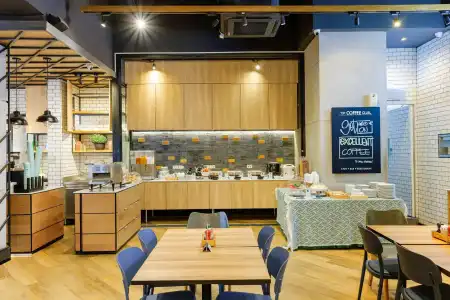 Days Inn by Wyndham Patong Beach Phuket - 39