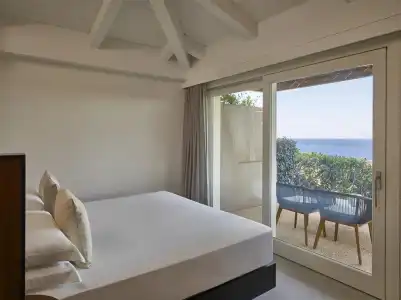 Baia di Chia Resort Sardinia, Curio Collection by Hilton - 6